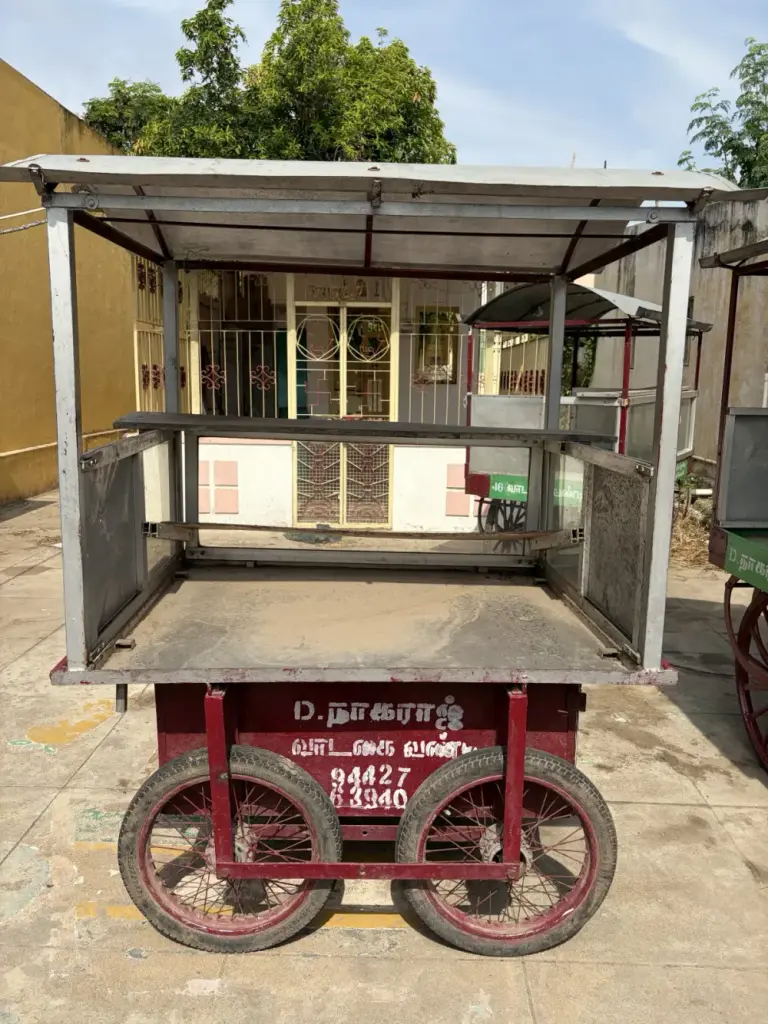 Compact Cart - Push Cart Rental (Thumbnail 2)