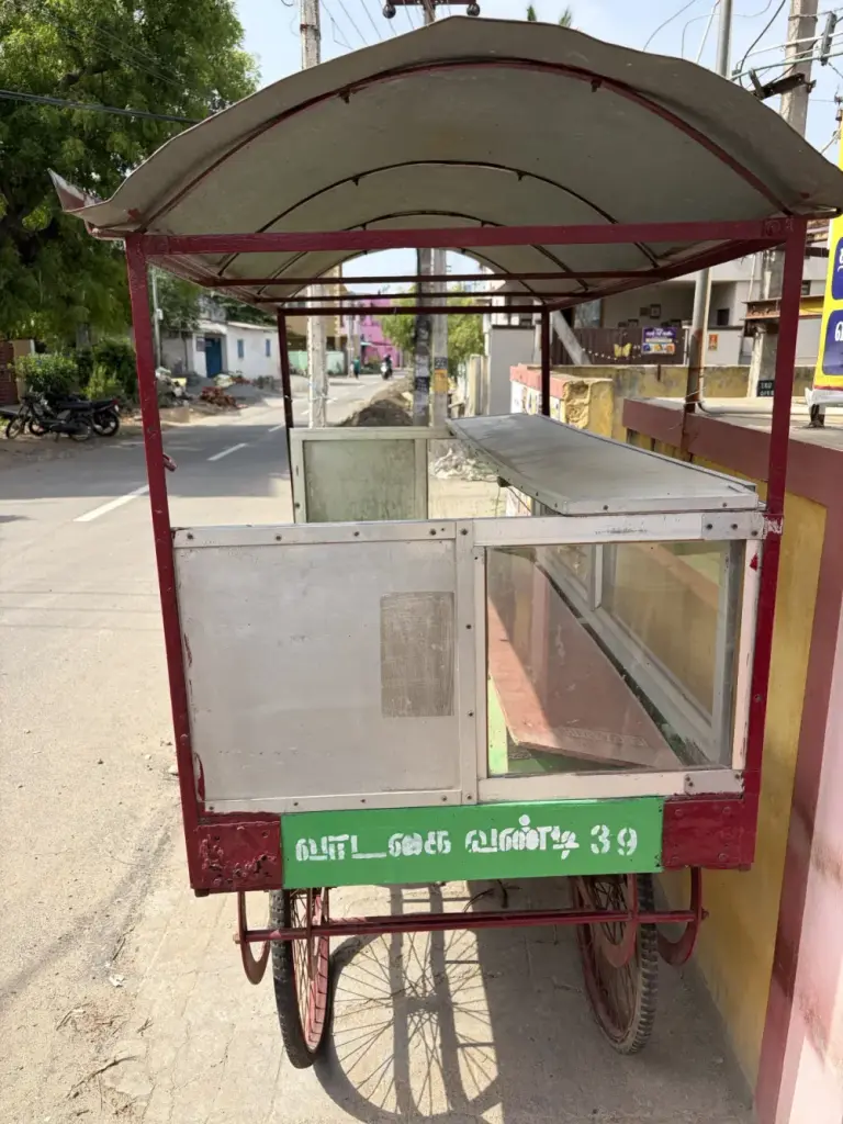 Wooden Fast Food Cart - Push Cart Rental (Thumbnail 3)